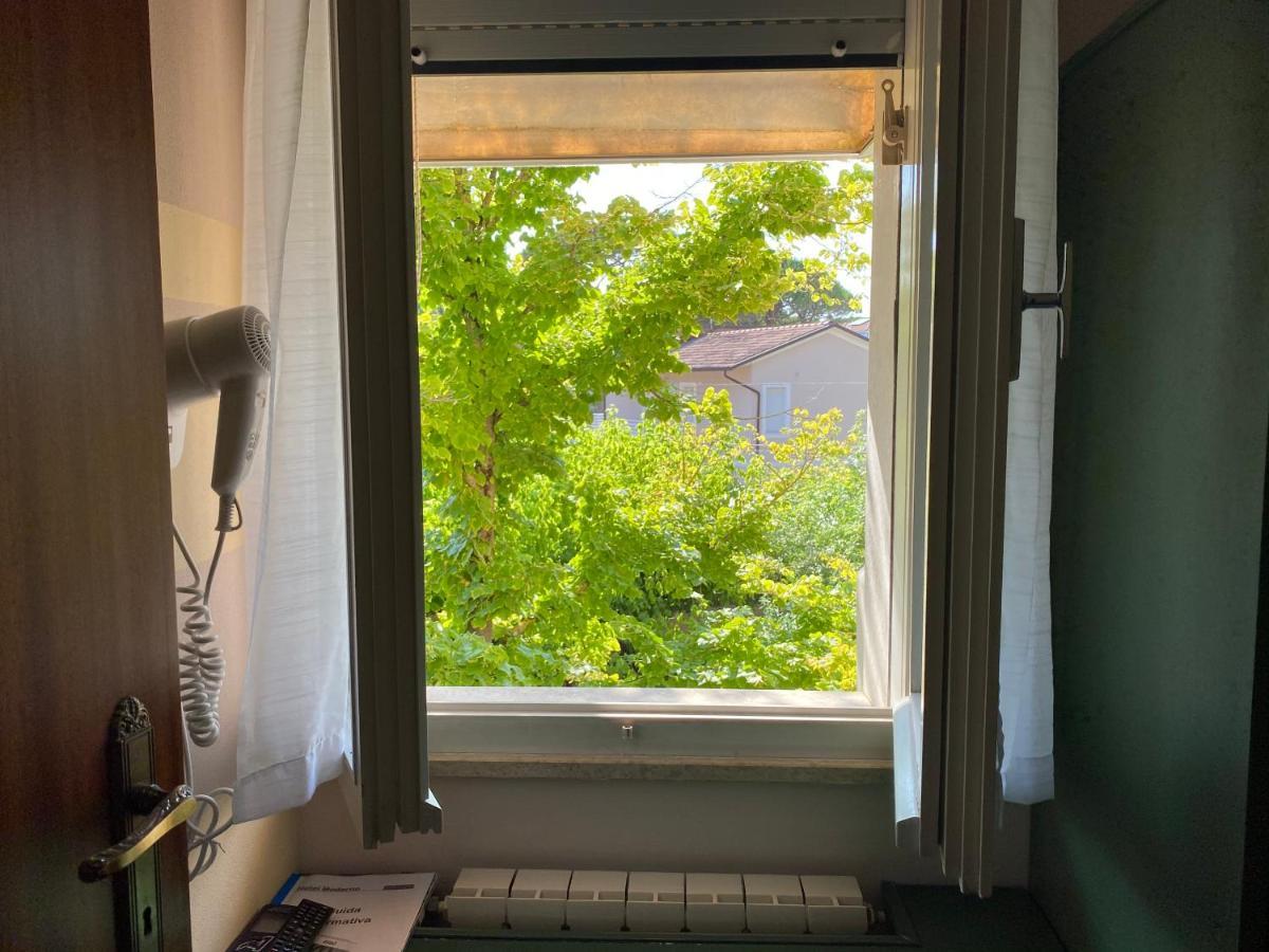 Hotel Moderno - Bed & Breakfast Червия Экстерьер фото