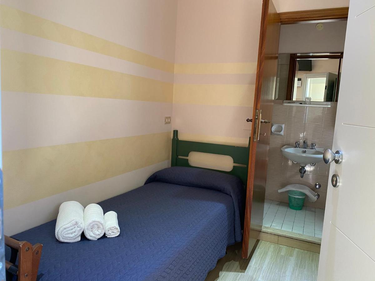 Hotel Moderno - Bed & Breakfast Червия Экстерьер фото