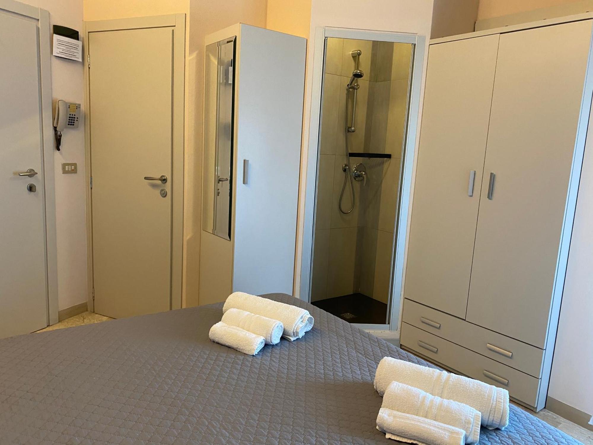 Hotel Moderno - Bed & Breakfast Червия Экстерьер фото