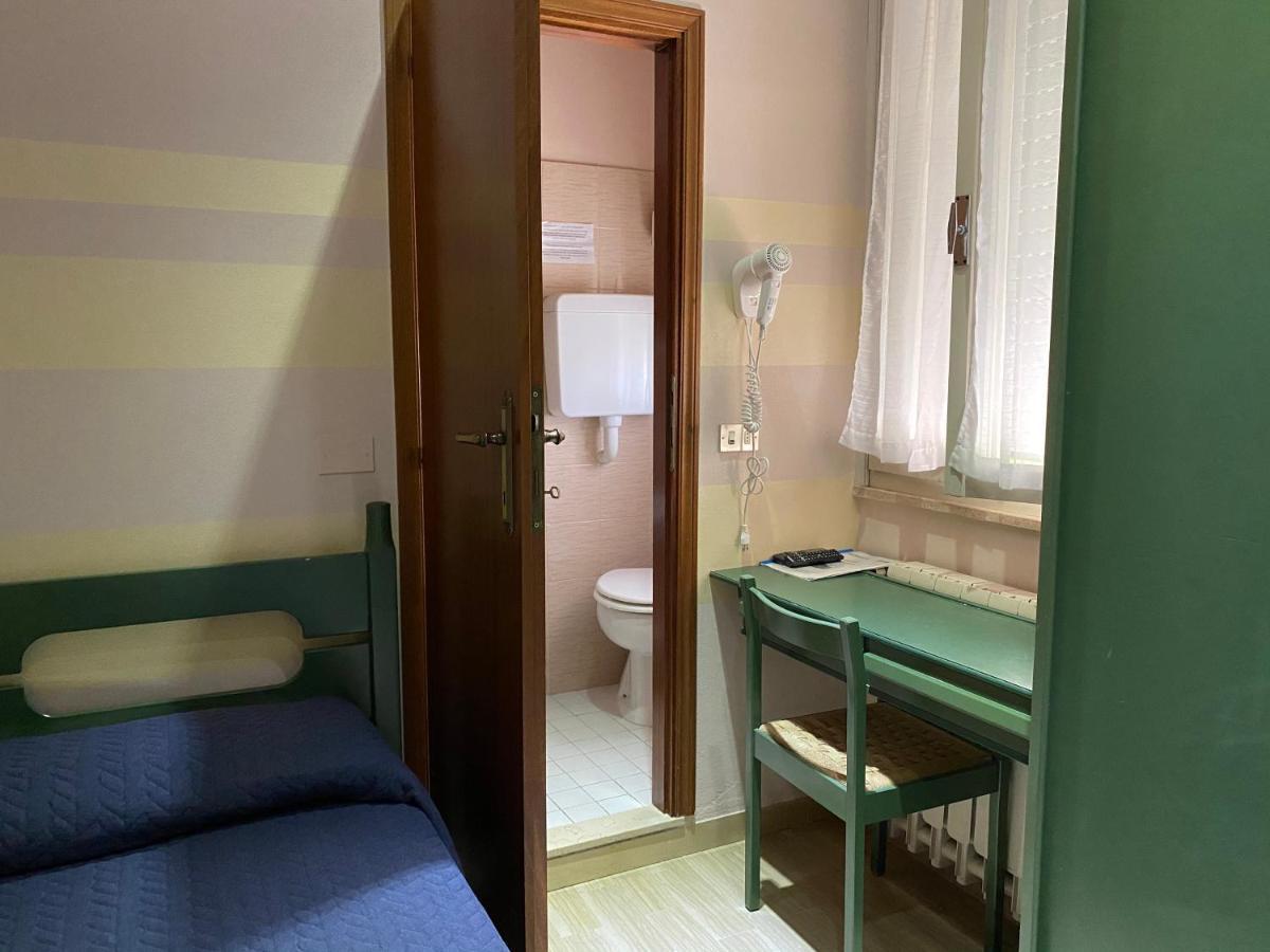 Hotel Moderno - Bed & Breakfast Червия Экстерьер фото