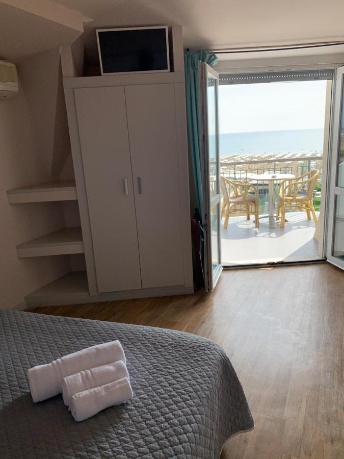 Hotel Moderno - Bed & Breakfast Червия Экстерьер фото