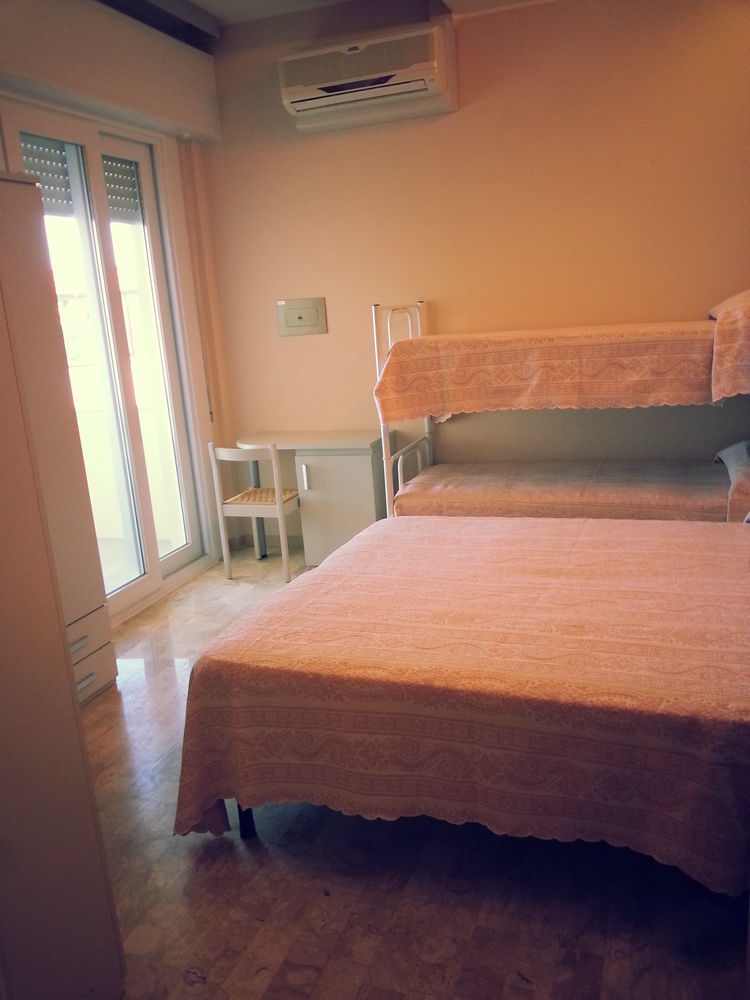 Hotel Moderno - Bed & Breakfast Червия Экстерьер фото